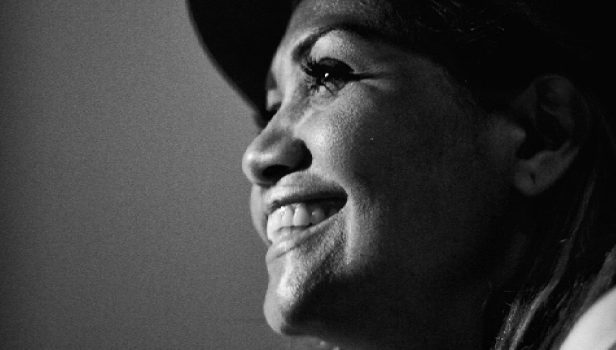 Gaby Amarantos, por Renato Nascimento