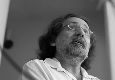 Luiz Tatit, por João Correia